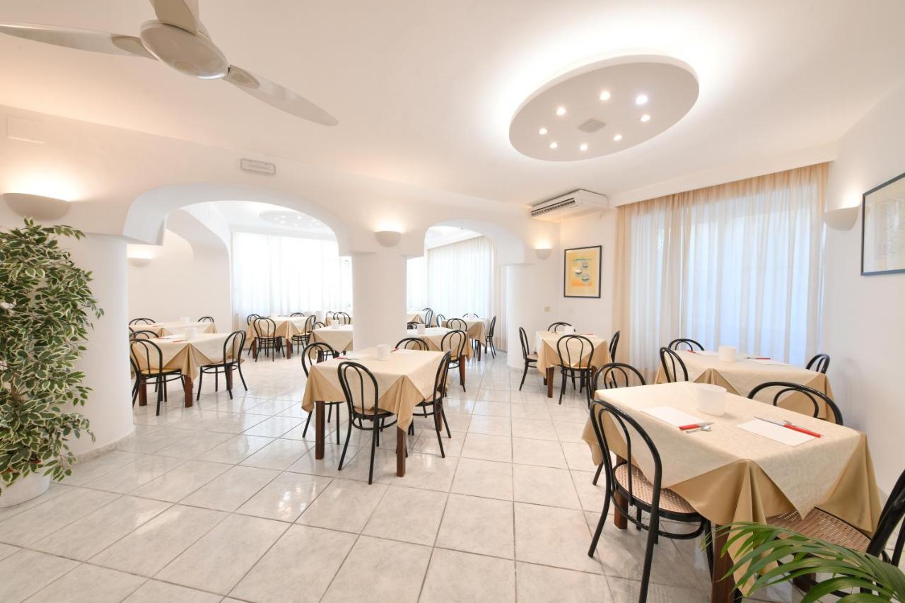 Hotel Noris 이스키아 외부 사진